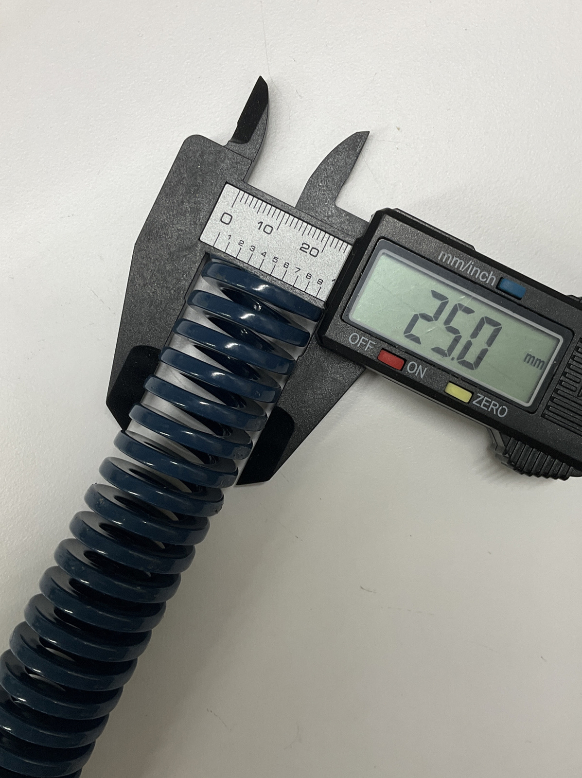 MMC 1/2X1X12 Blue Medium Duty Die Spring 1/2″ I,. 1″ OD, 12″ Length