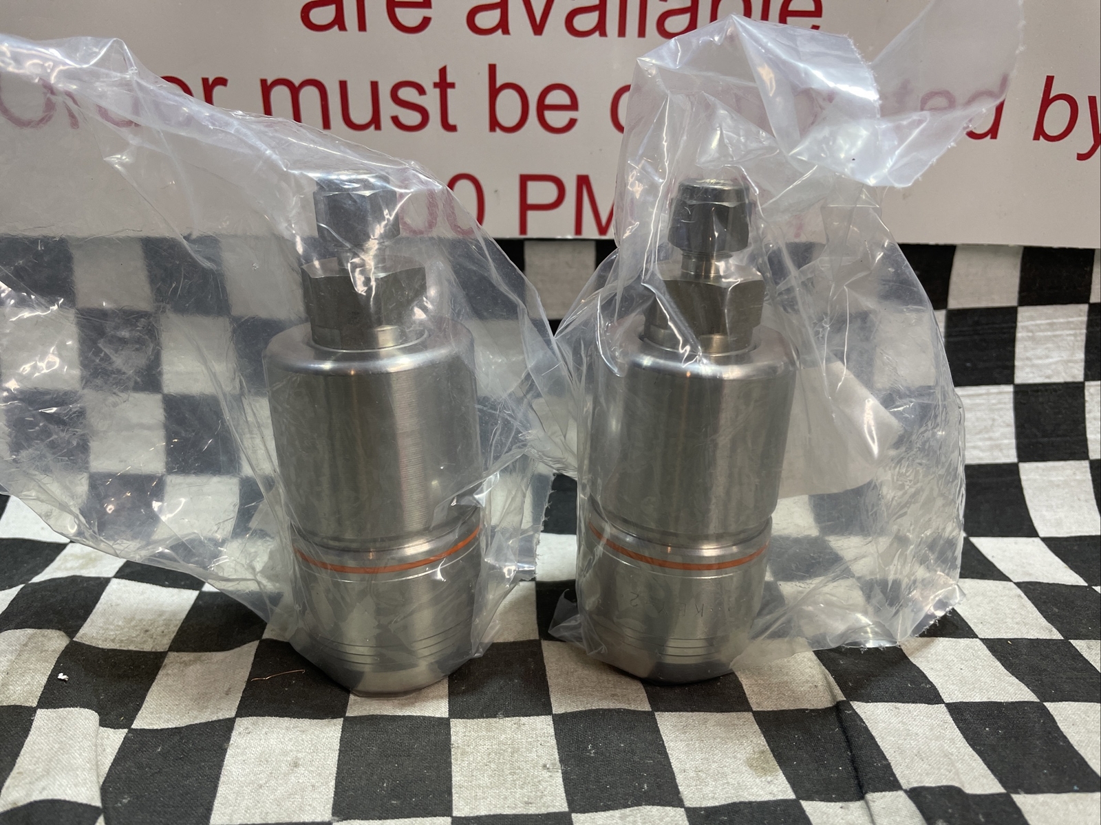 SWAGELOK Quick Connect Body 1/4″ Orange Key, SS-QTM4A-B-400K2, LOT OF 2 #1547W15