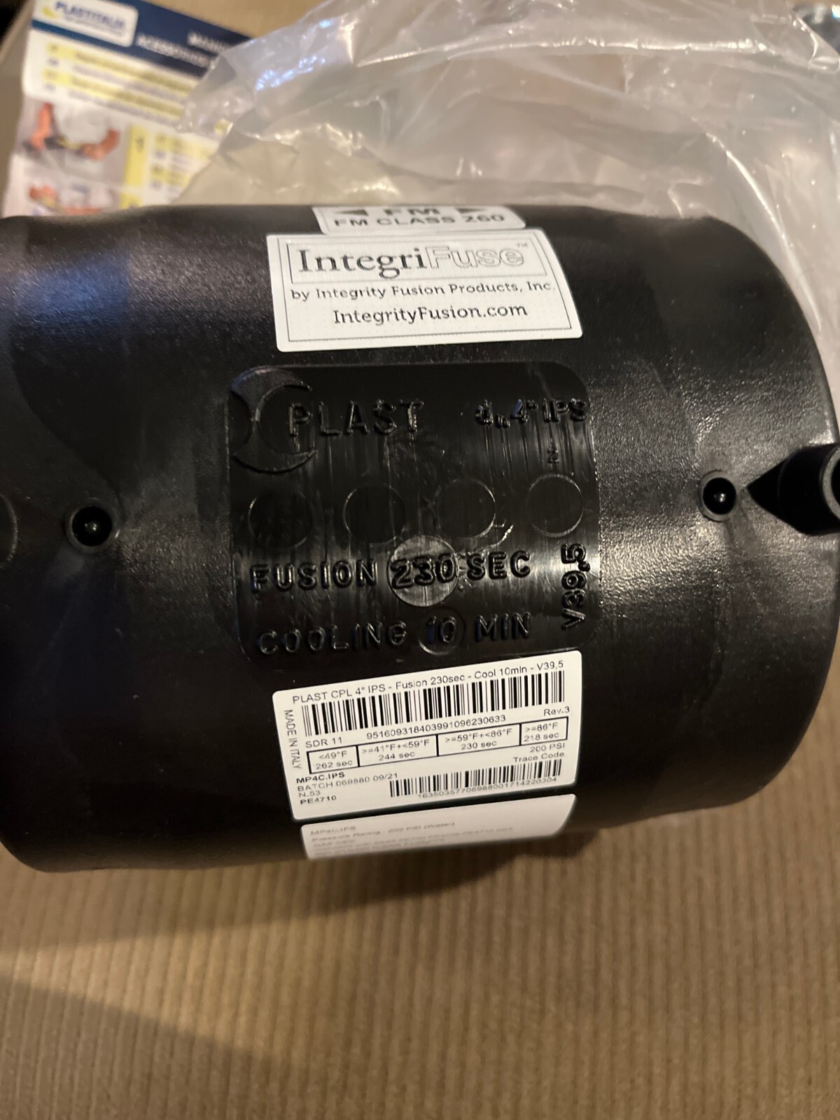 IntegriFuse FM Class 260 200 PSI SDR11-17 MP8C.DIPS 8″ Open box