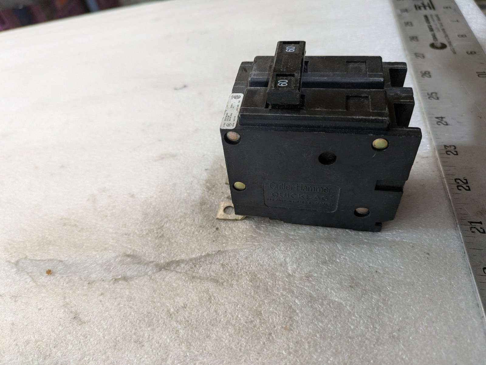 EATON QUICKLAG QBHW2060 22000AMPS 120-240V CIRCUIT BREAKER 2POLE HACR TYPE