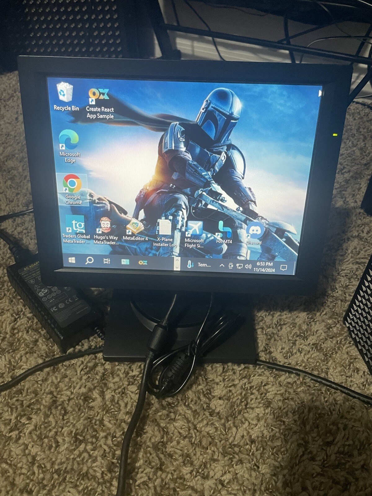 XENARC 1040TS 10.4″ IP54 TOUCHSCREEN LCD MONITOR