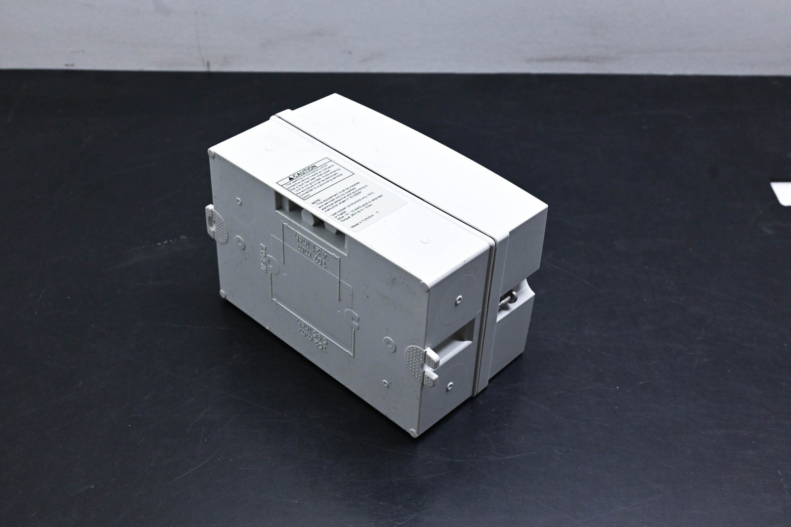 Eaton ER53030UPGB Enclosed Manual Motor NOS