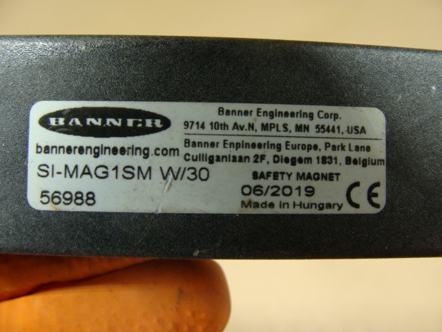 BANNER MAGNETIC SAFETY INTERLOCK SWITCH SI-MAG1SM W/30