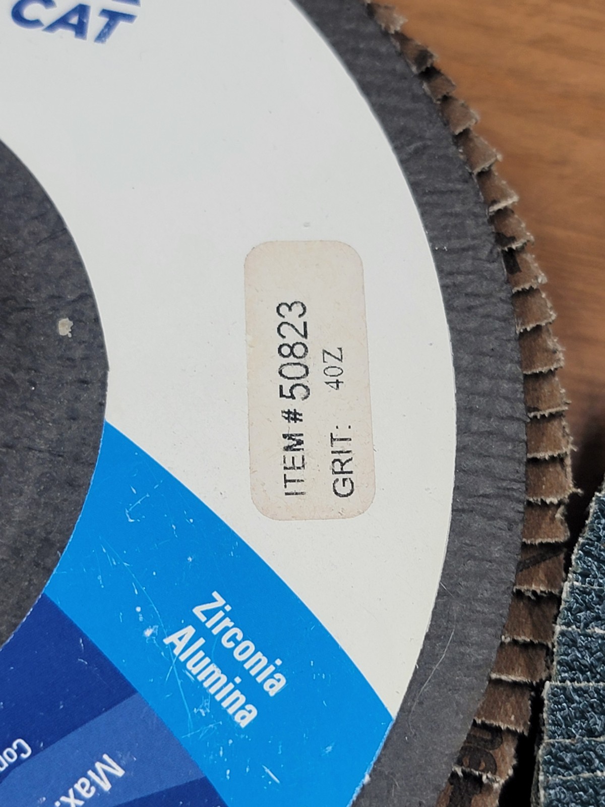 Weiler 50823 Big Cat 7″ 40 Grit Abrasive Flap Disc Type 27 Zirconia Alum, 2pk