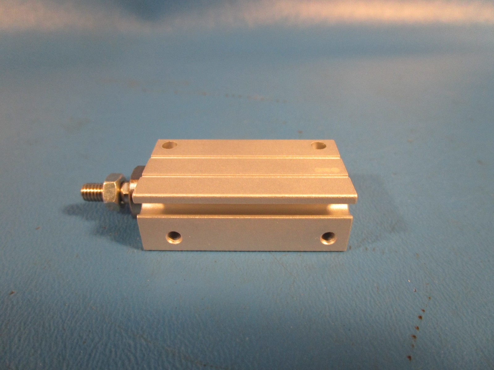 SMC CDUJB8-20DM, Compact Cylinder, 8mm Bore, 20mm Stroke, Double Acting