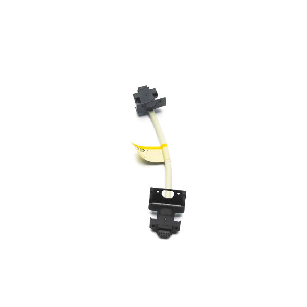 OMRON F39-JJR15L-L 0.15M NSNP