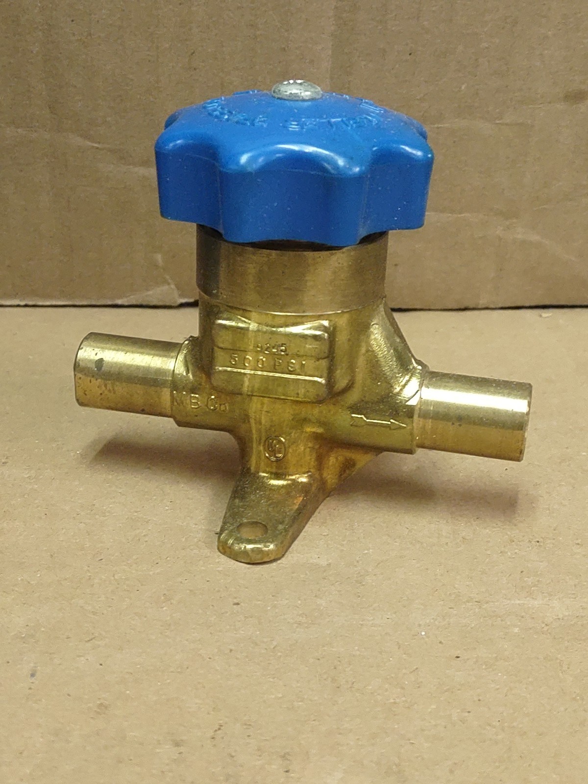 Mueller Industries A14841 1/2 Inch Straight Packless Line Valve