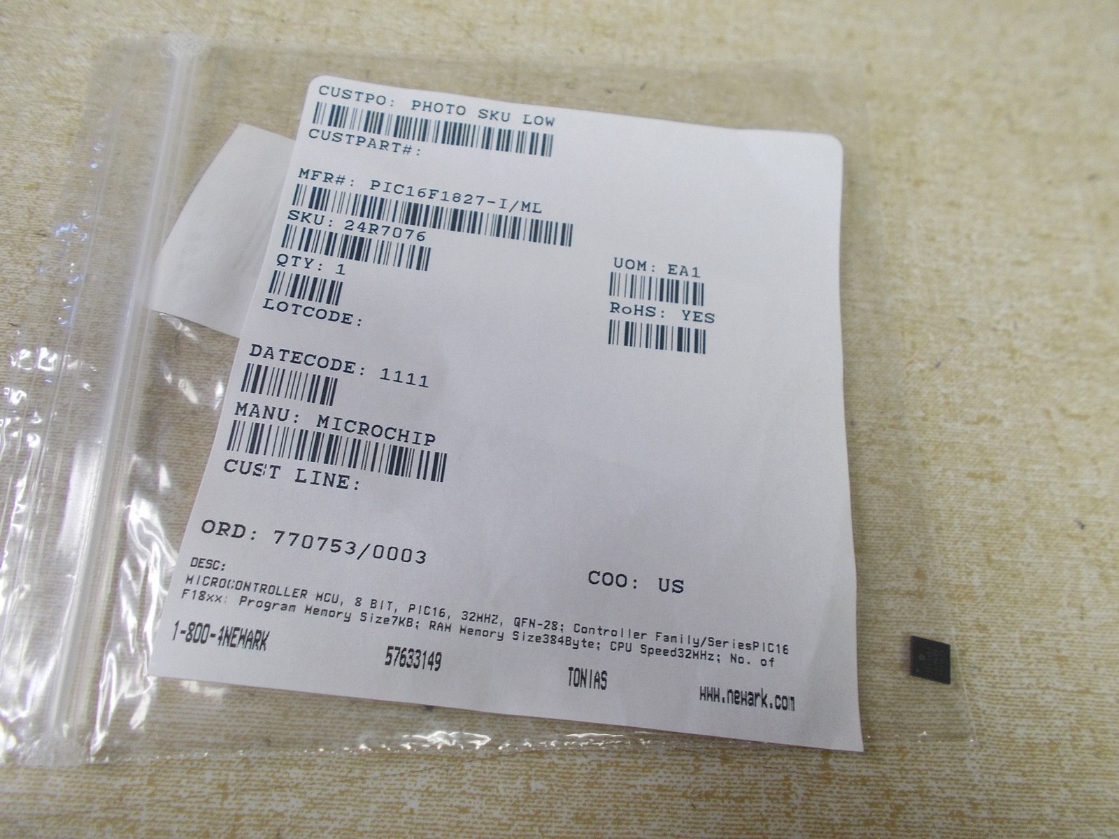 NEW Microchip PIC16F1827-I/ML Microcontroller MCU *FREE SHIPPING*