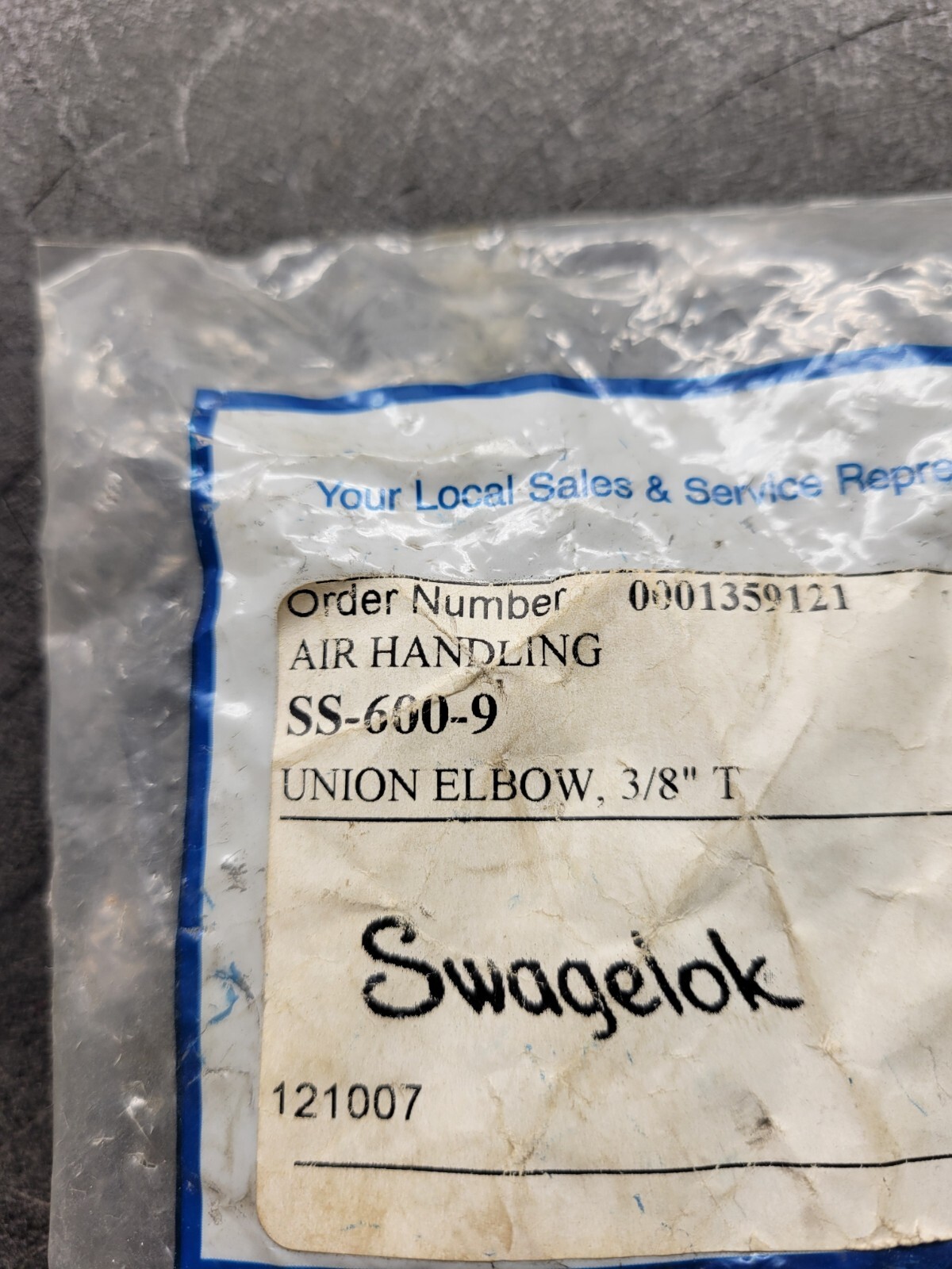 Swagelok SS-600-9 3/8″ Union Elbow. Lot of 4.