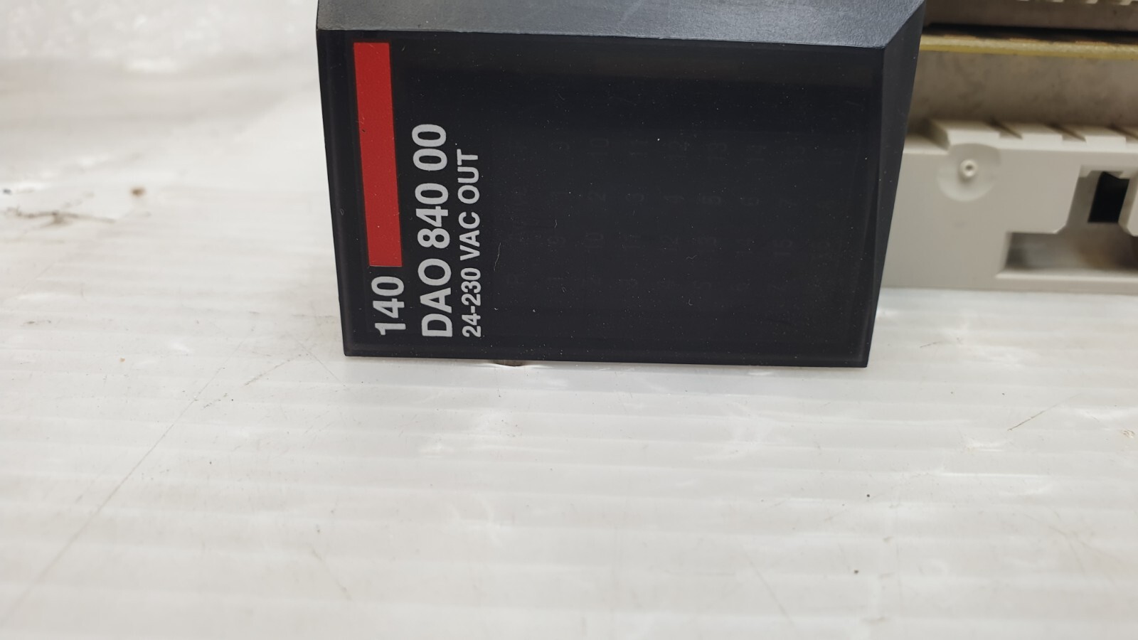 SCHNEIDER AUTOMATION TSX QUANTUM 140 DAO 840 00, 140DAO84000