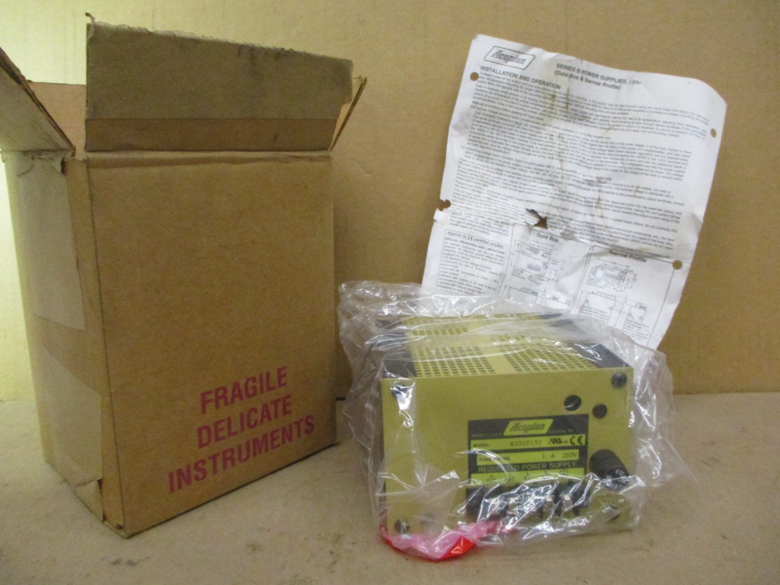 New Open Box Acopian B32GT150 1A 250V Fuse Regulated Power Supply 53708DN