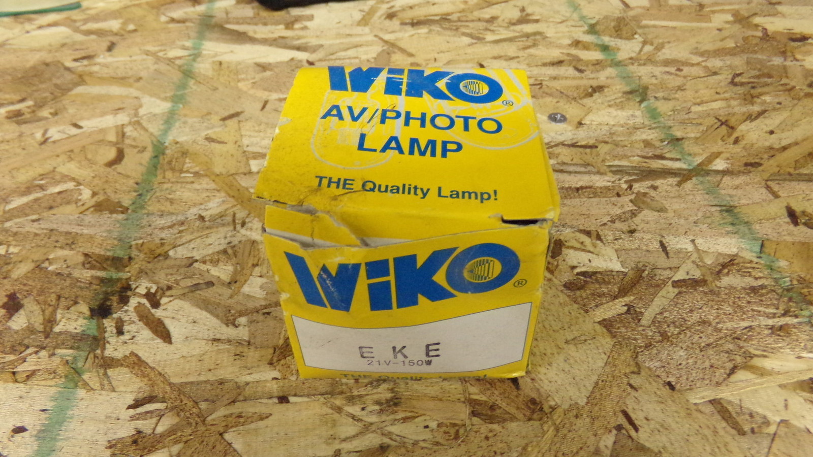NEW Wiko EKE 21V-150W AV/Photo Lamp *FREE SHIPPING*