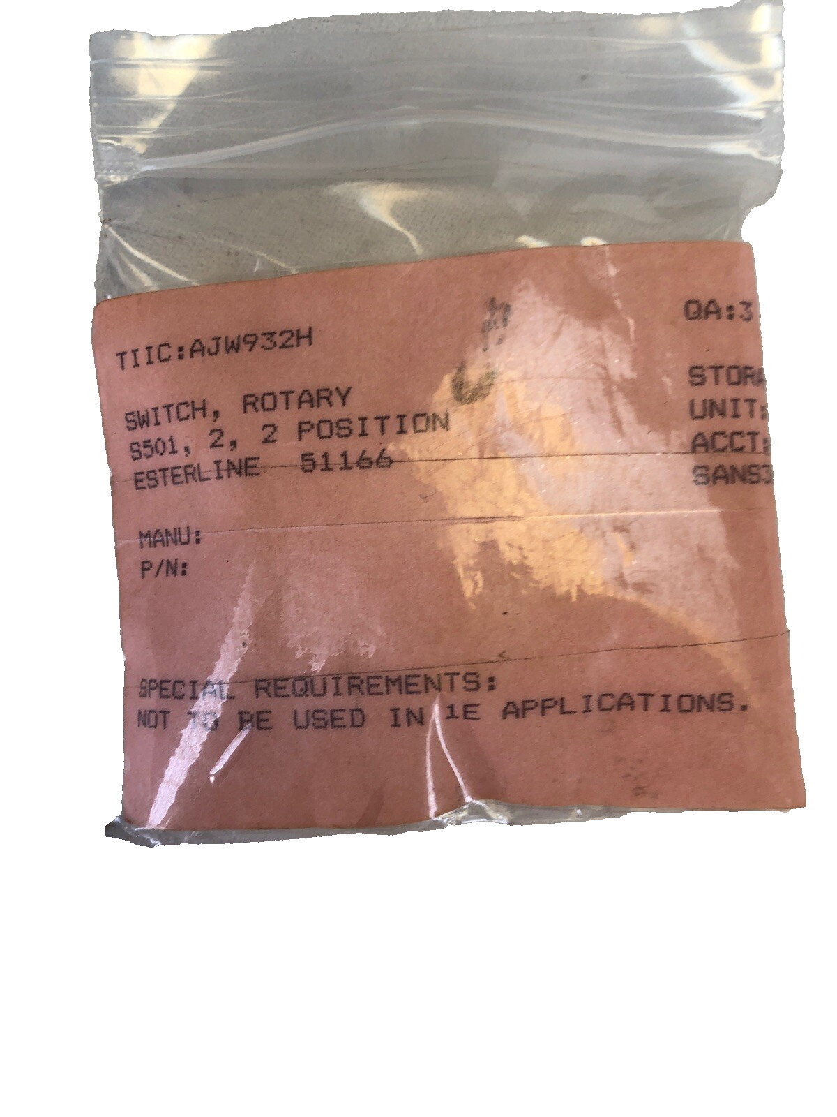Specialty Switch 82607P / 8437 10A 250VAC 15A 125VAC 3/4HP 120-240 VAC