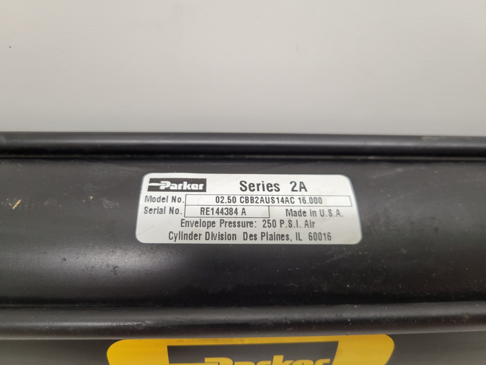 NEW OLD STOCK! PARKER PNEUMATIC CYLINDER 02.50-CBB2AUS14AC-16.000