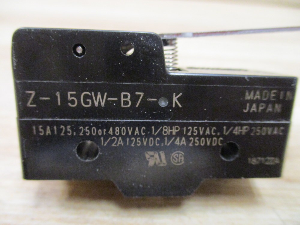 Omron Z-15GW-B7-K Limit Switch Z15GWB7K