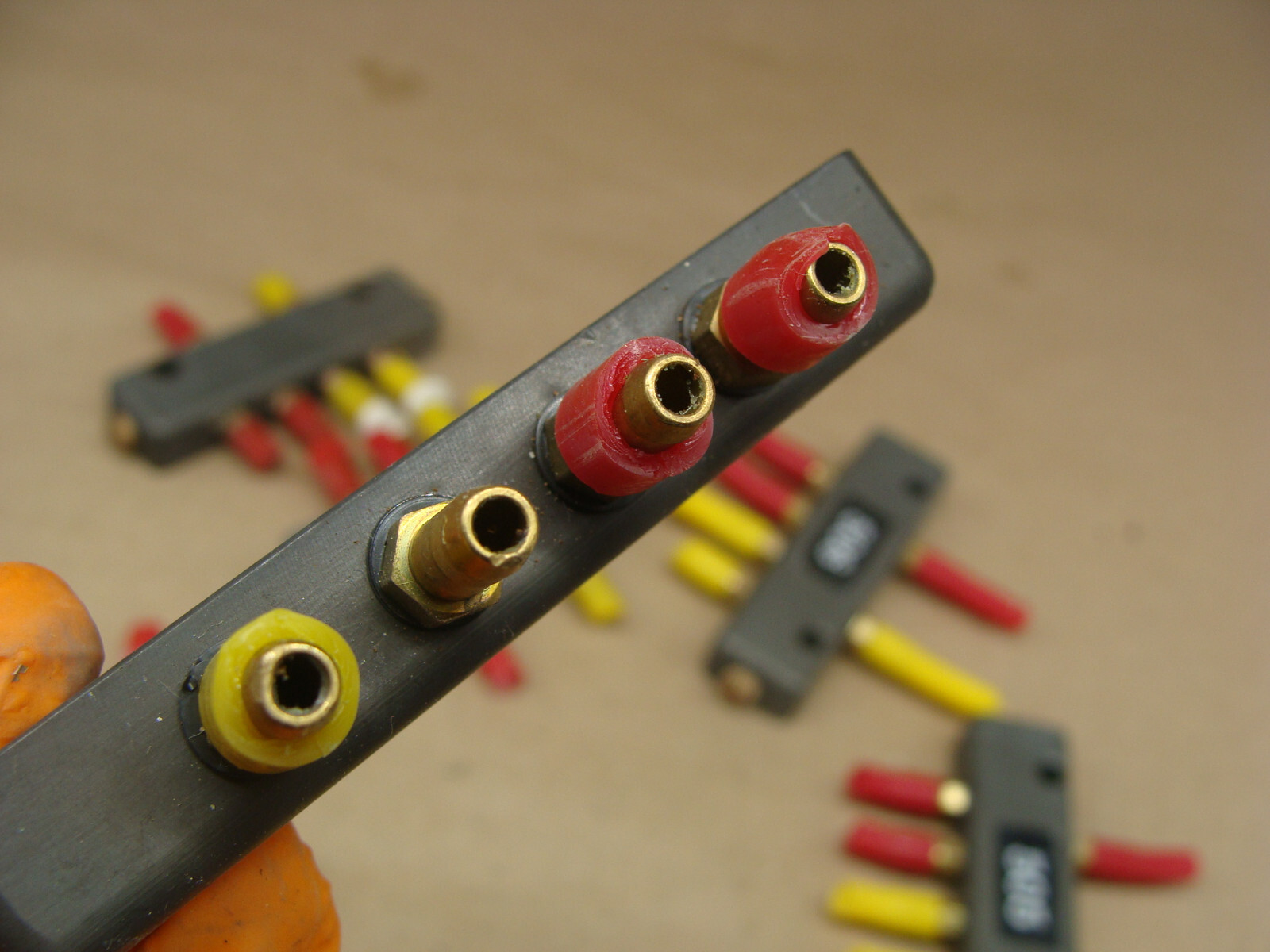 4 PORT MANIFOLD — LOT OF 6