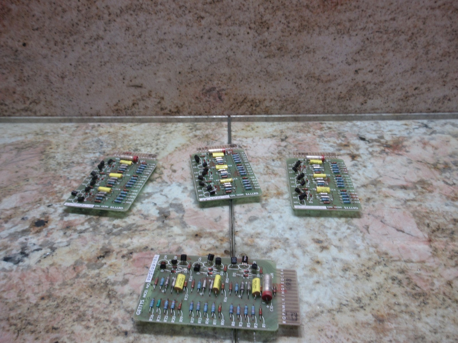 GETTYS CIRCUIT BOARD UNIT 44-0035-00 44-0035-100 CNC LOT OF 3 PIECES