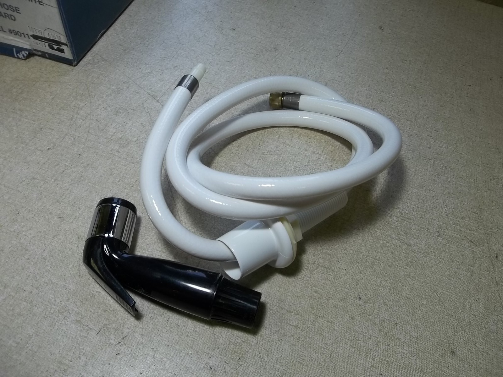 NEW Opella Model 9011 Black Sink Spray Sprayer Hose *FREE SHIPPING*