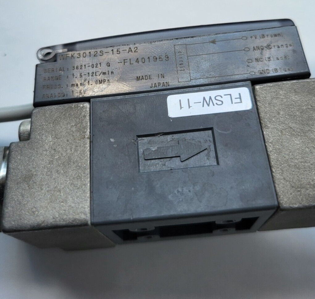 CKD WFK3012S-15-A2 FLOW SENSOR W/ FUJIKIN 260K-1/4 VALVE (R5S4.4)