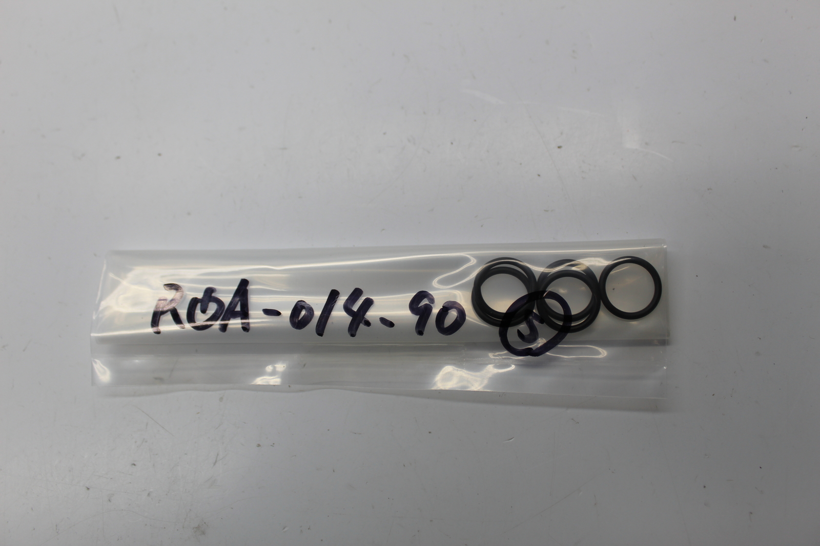 INDUSTRIAL SPARE RQA-014-90 O-RING LOT OF 5 NSNP