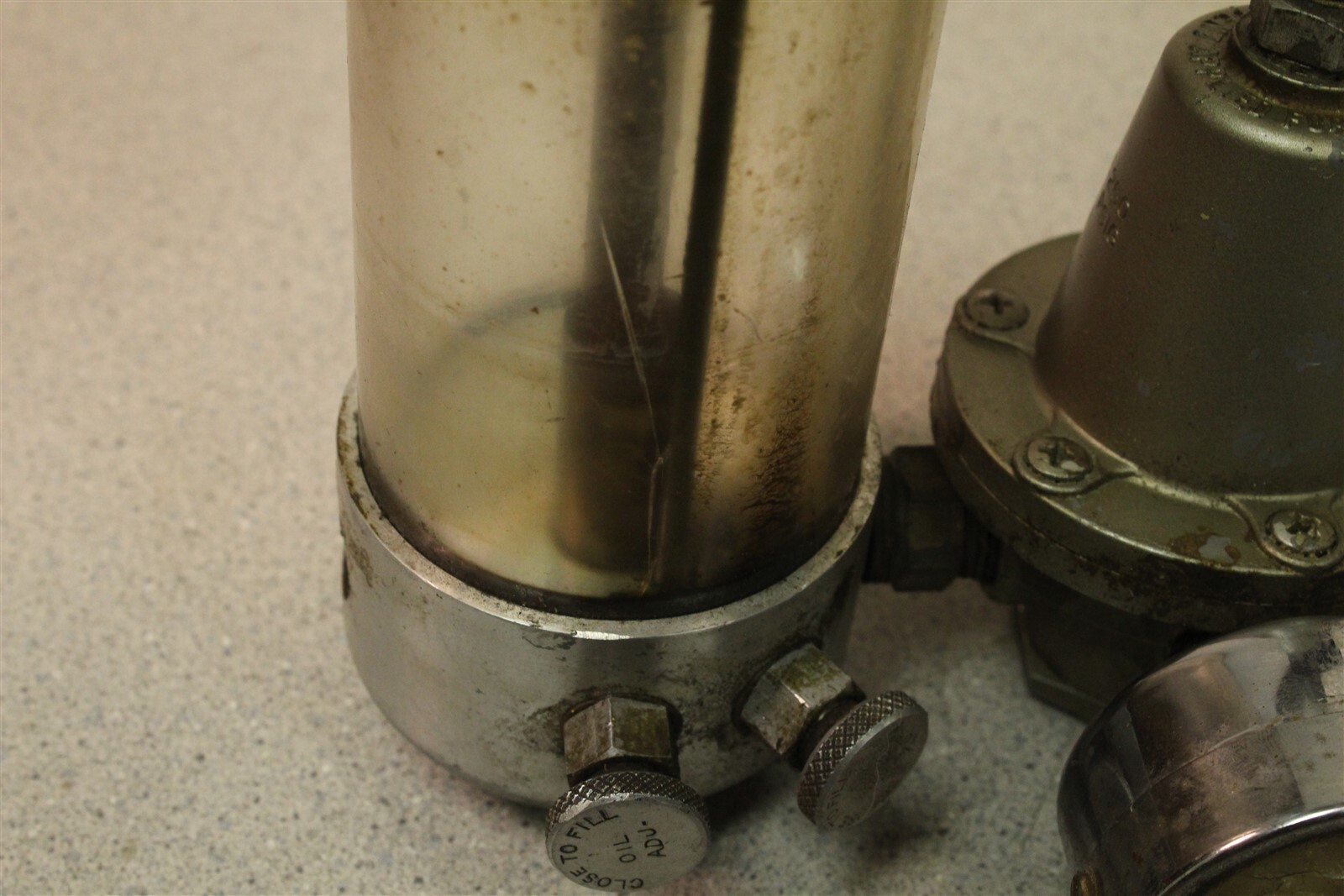 Schrader 3463 5-125 PSIG 9-55 *damage, cracks in glass see photos*FREE SHIPPING*