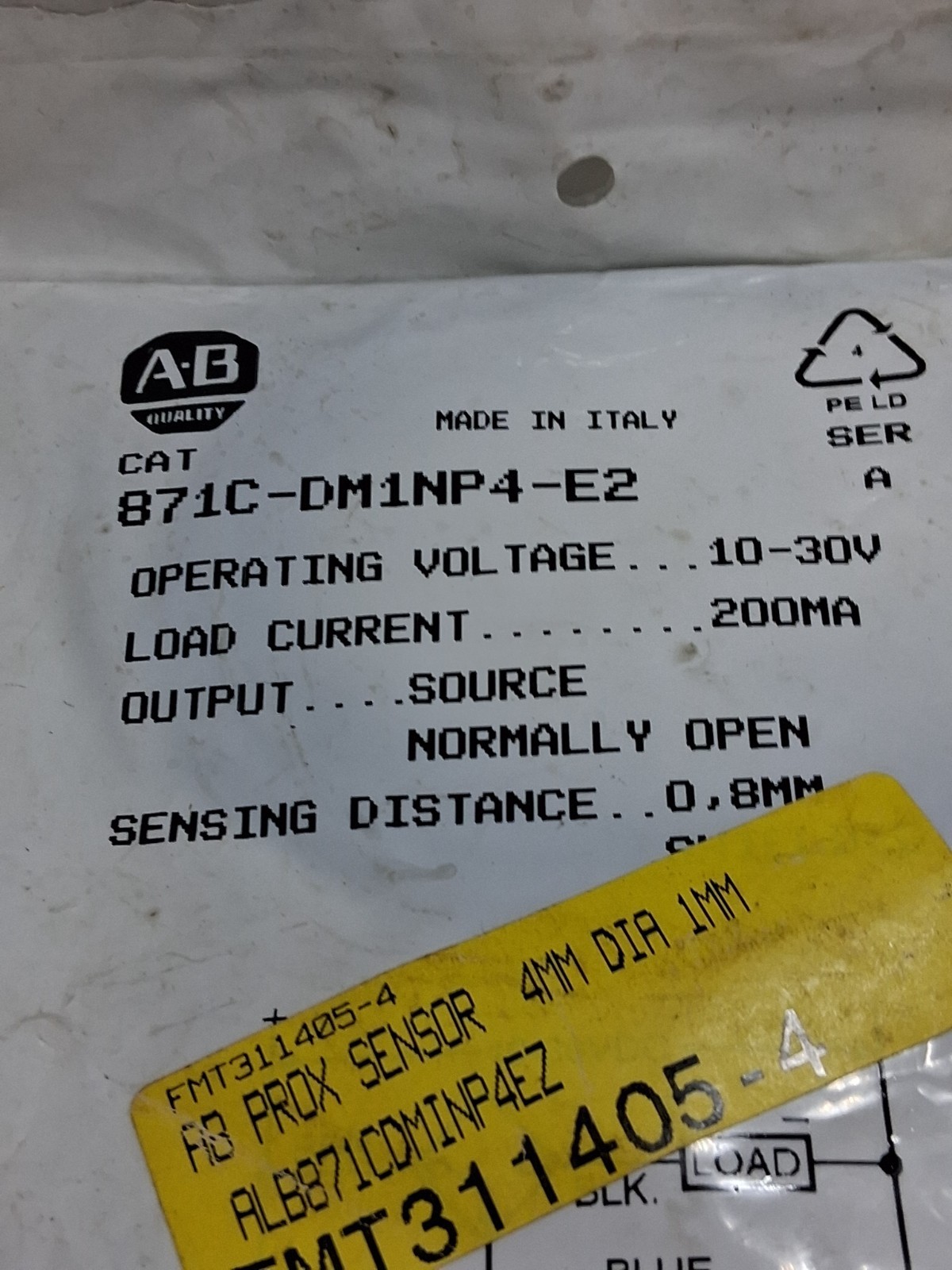 ALLEN BRADLEY 871C-DM1NP4-E2 PROX SENSOR 10-30V 200MA NO SEN0.8MM SE A NIB