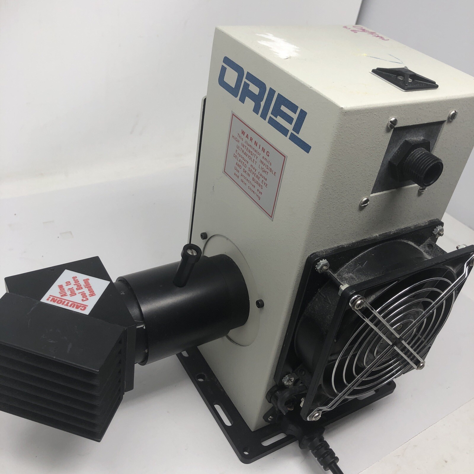 Oriel 66181 Optical Light Source BAD BULB