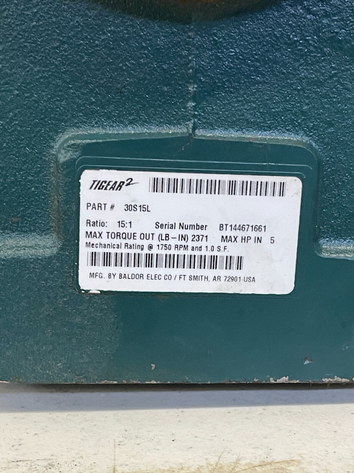 BALDOR RELIANCE SUPER-E MOTOR VEUHM3558T W/TIGEAR 2 GEAR REDUCER 30S15L
