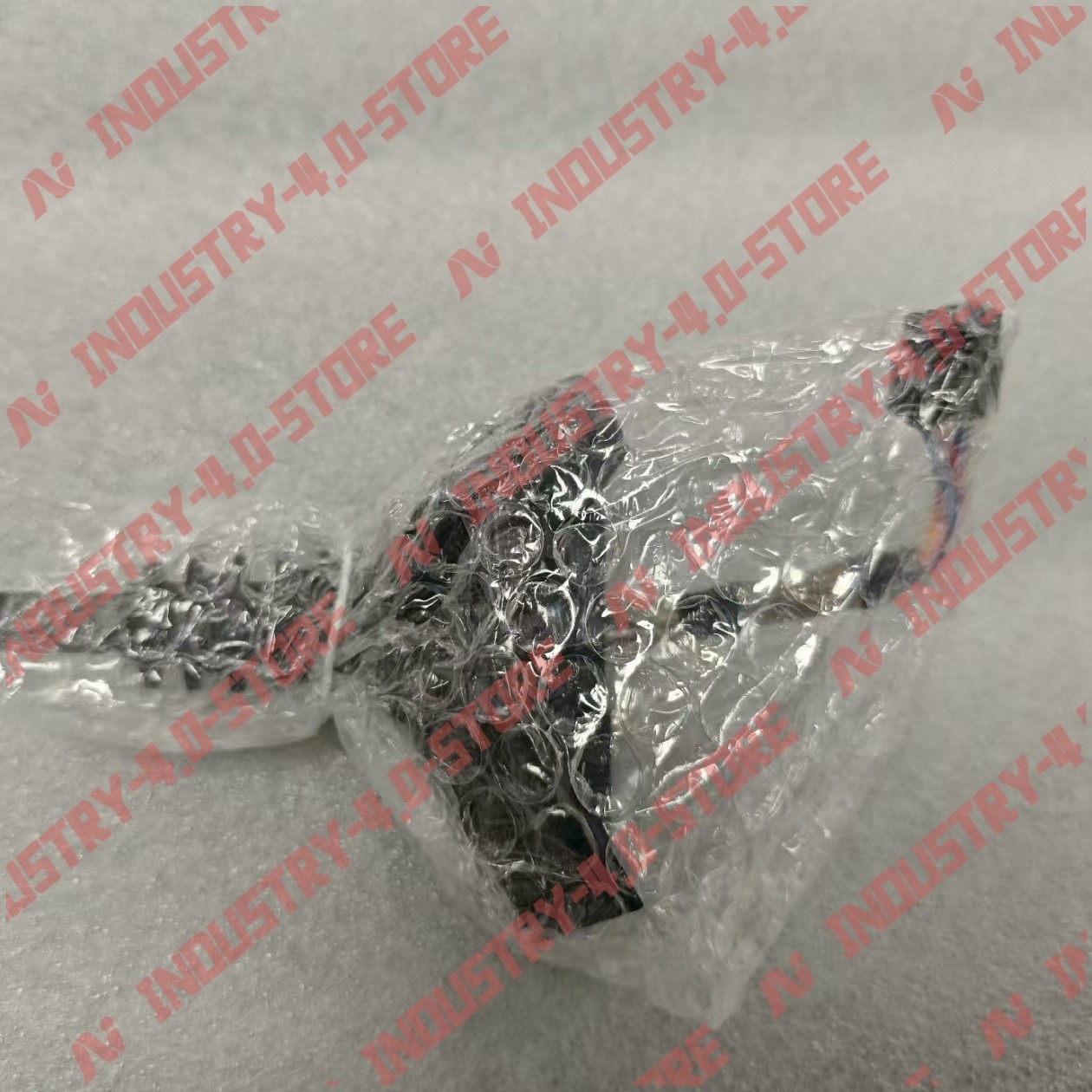 KUKA 00-213-086 0.3 m Robot Connection Cable#1pcs new in box