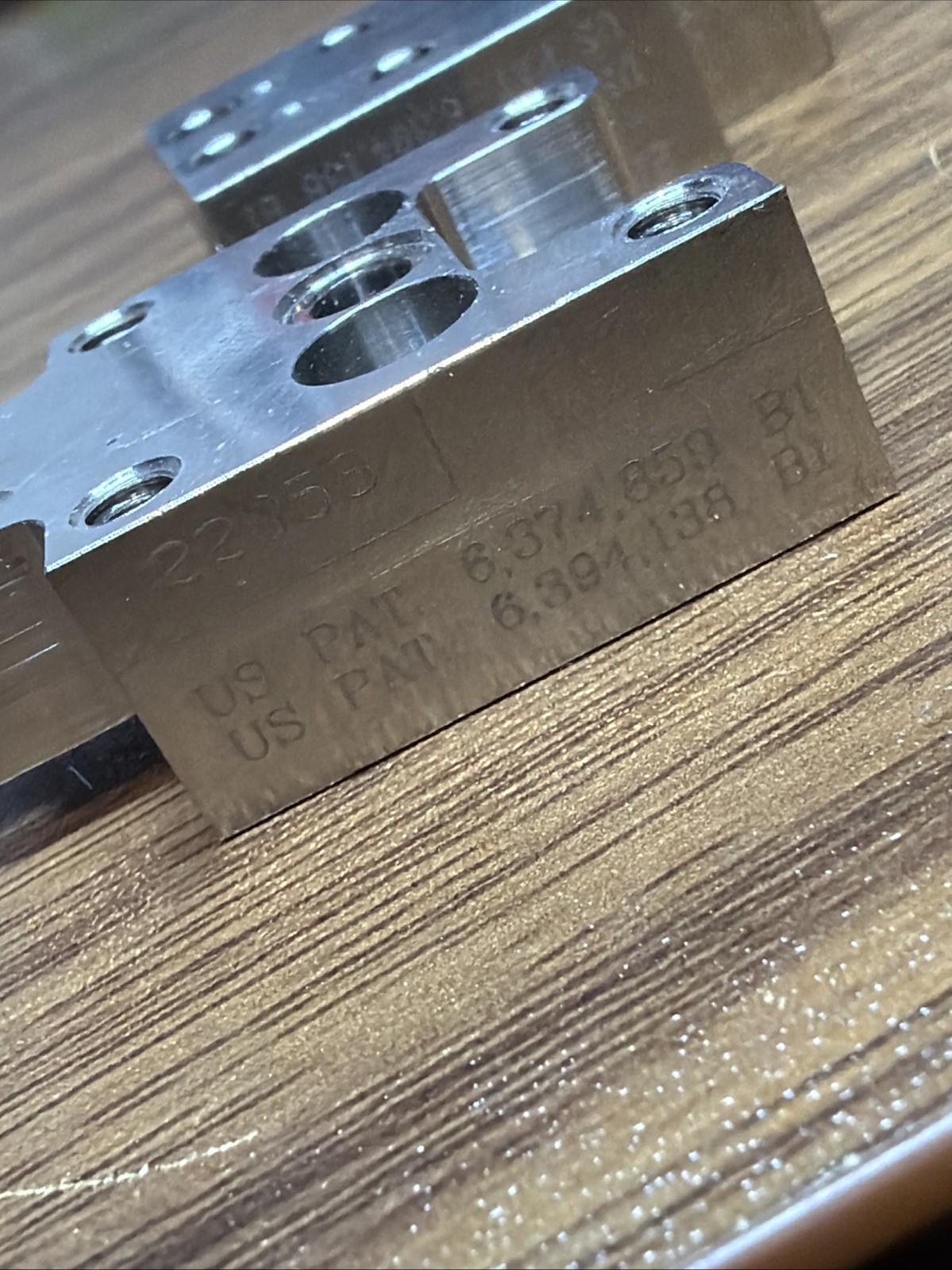 Lot of 2 Lam Research 220-32205-000 R11 Gas line Block,