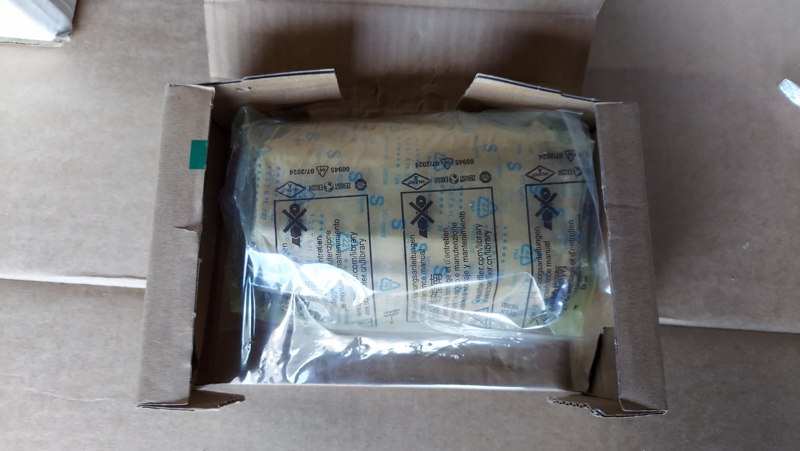 New INA KWVE35-B-S-V0-G4 Bearing L@@K