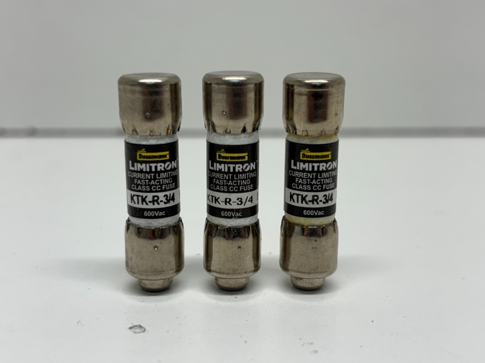 LOT OF 3 NEW OLD STOCK! BUSSMAN 600VAC 0.75A FAST-ACTING FUSES KTK-R-3/4
