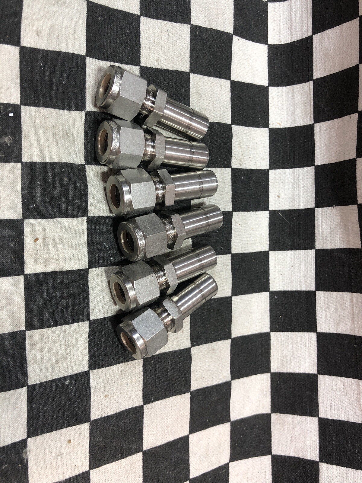 SWAGELOK Reducer 3/8″ X 1/2″, SS-600-R-8, SS600-R8, LOT OF 6, SHIPSAMEDAY#Y54