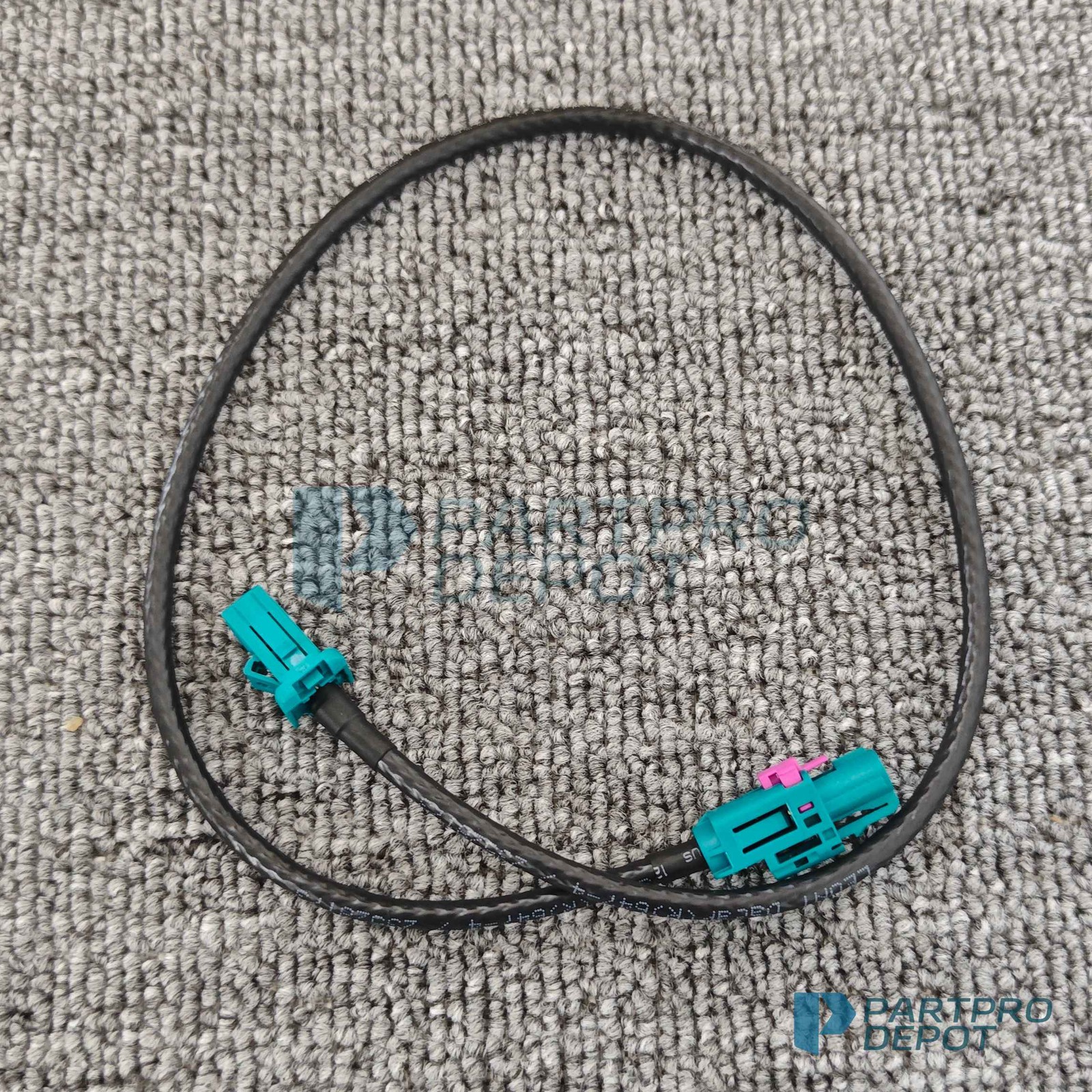 For 0.5m MATEnet 9-2302454-9 to H-MTD Ethernet Cable Harness 1000Mbit Rate New