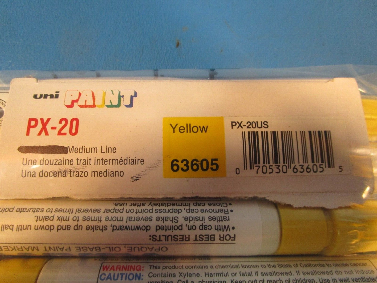 LOT OF 4 UNI-PAINT MARKERS PX-20 YELLOW 63605 Medium Line Oil Base