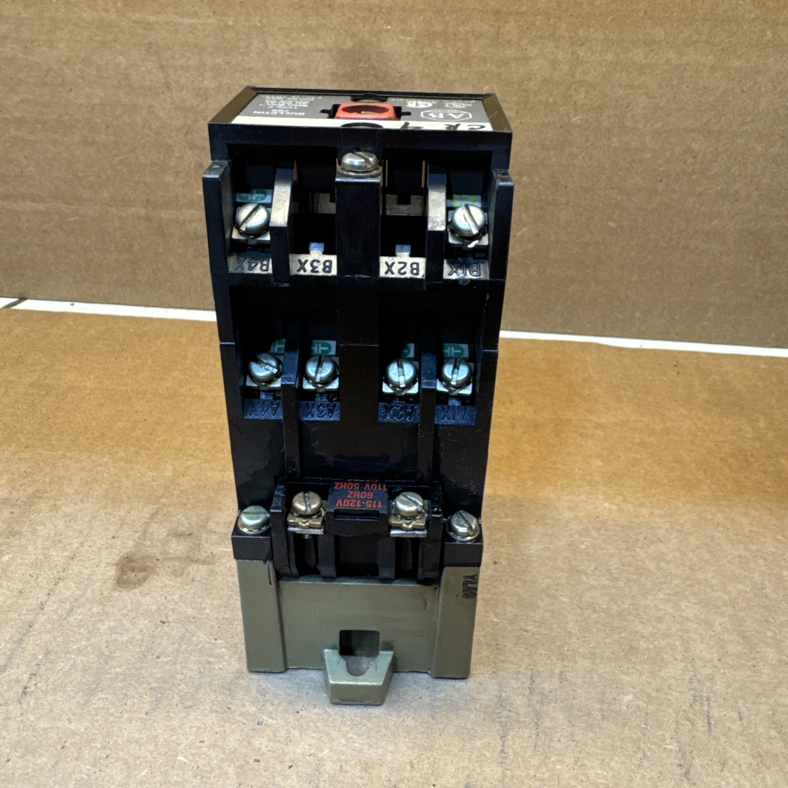 ALLEN-BRADLEY 700-P600A1 SER.A NSNB – CONTACTOR