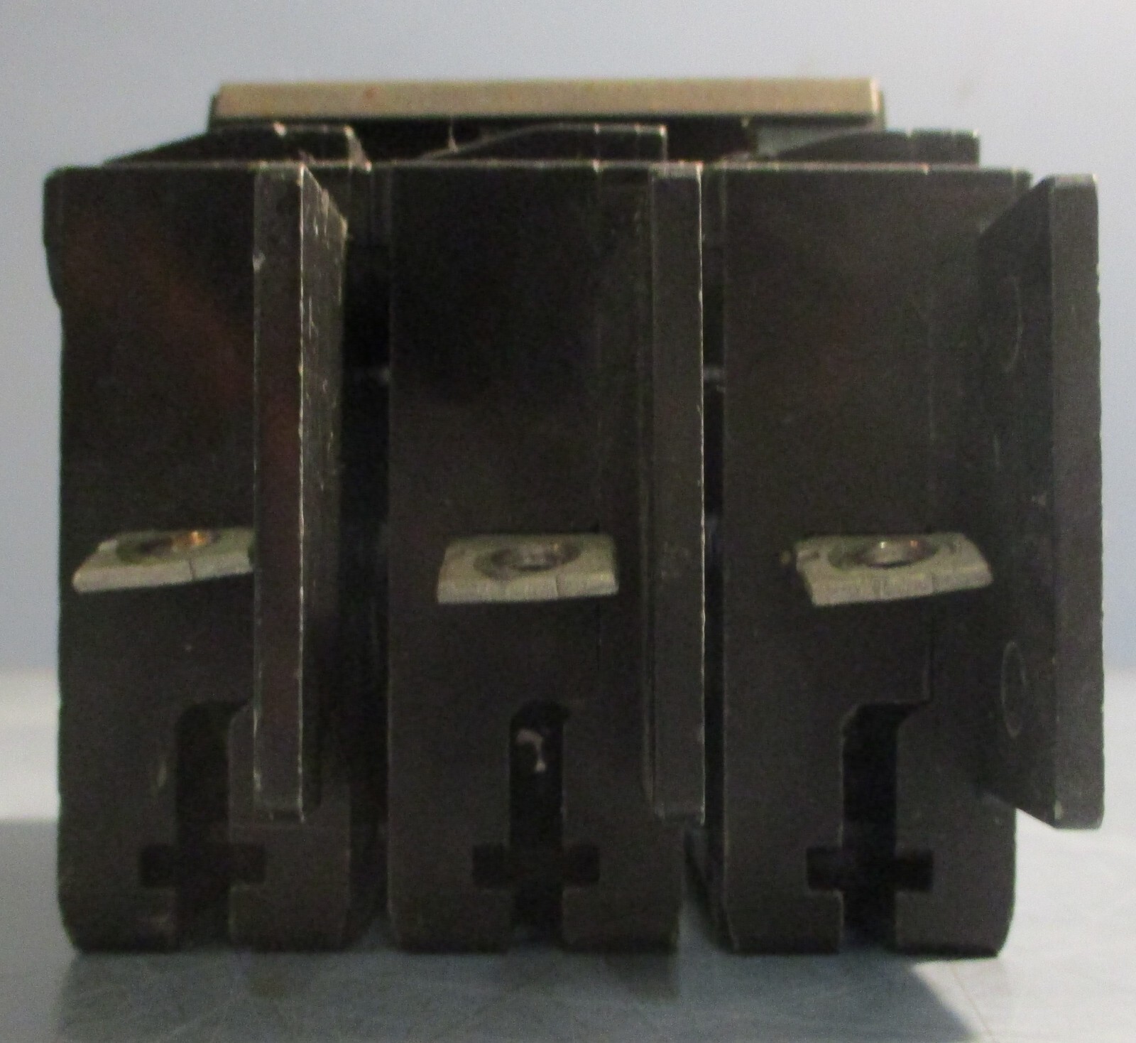 Siemens BQ3B030 Circuit Breaker 3 Pole 30A Type BQ 240VAC
