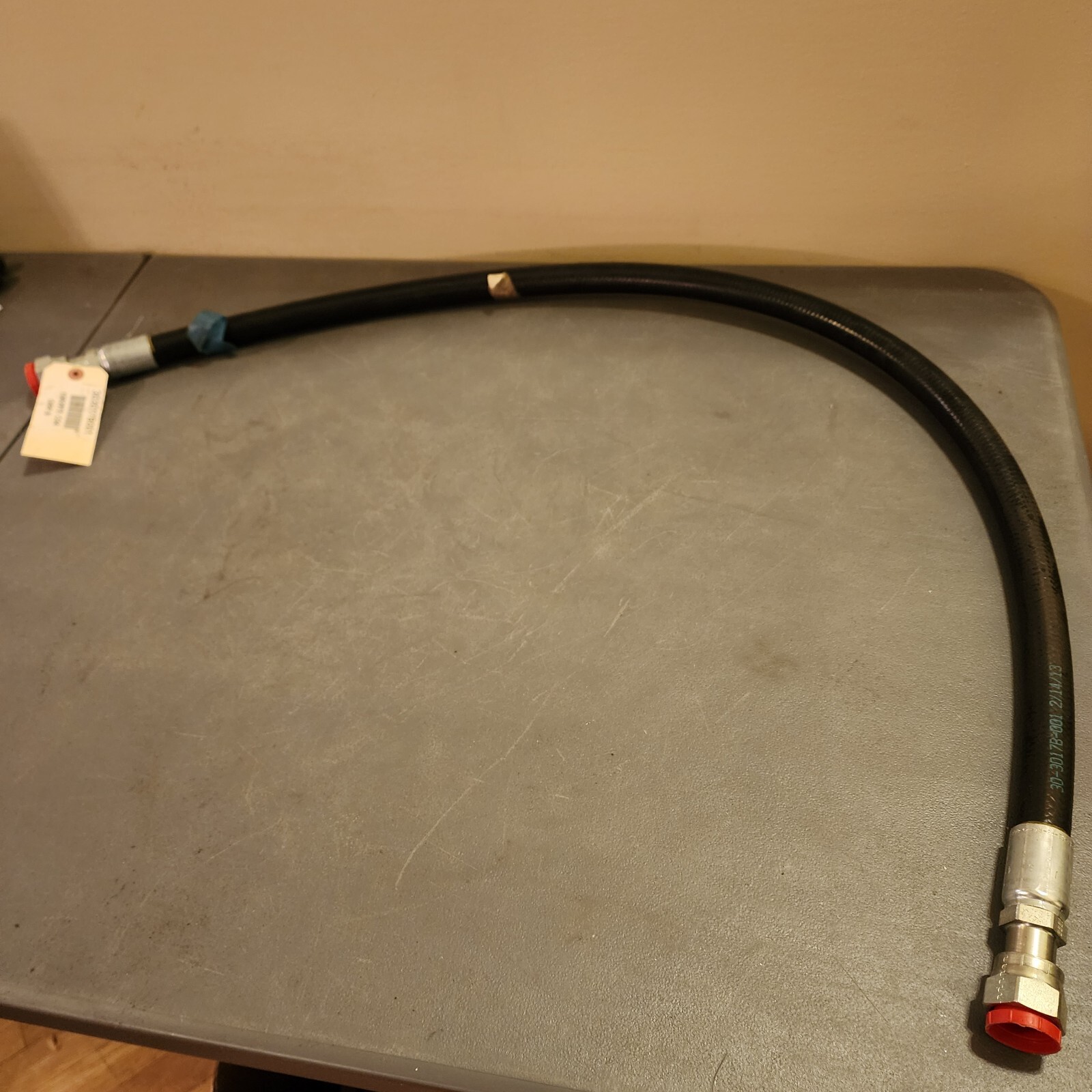 Parker 303017B001 Hose 3000 psi 451tc-12 ic-40/26 sae 100r17-12 19mm 3/4 x 2W