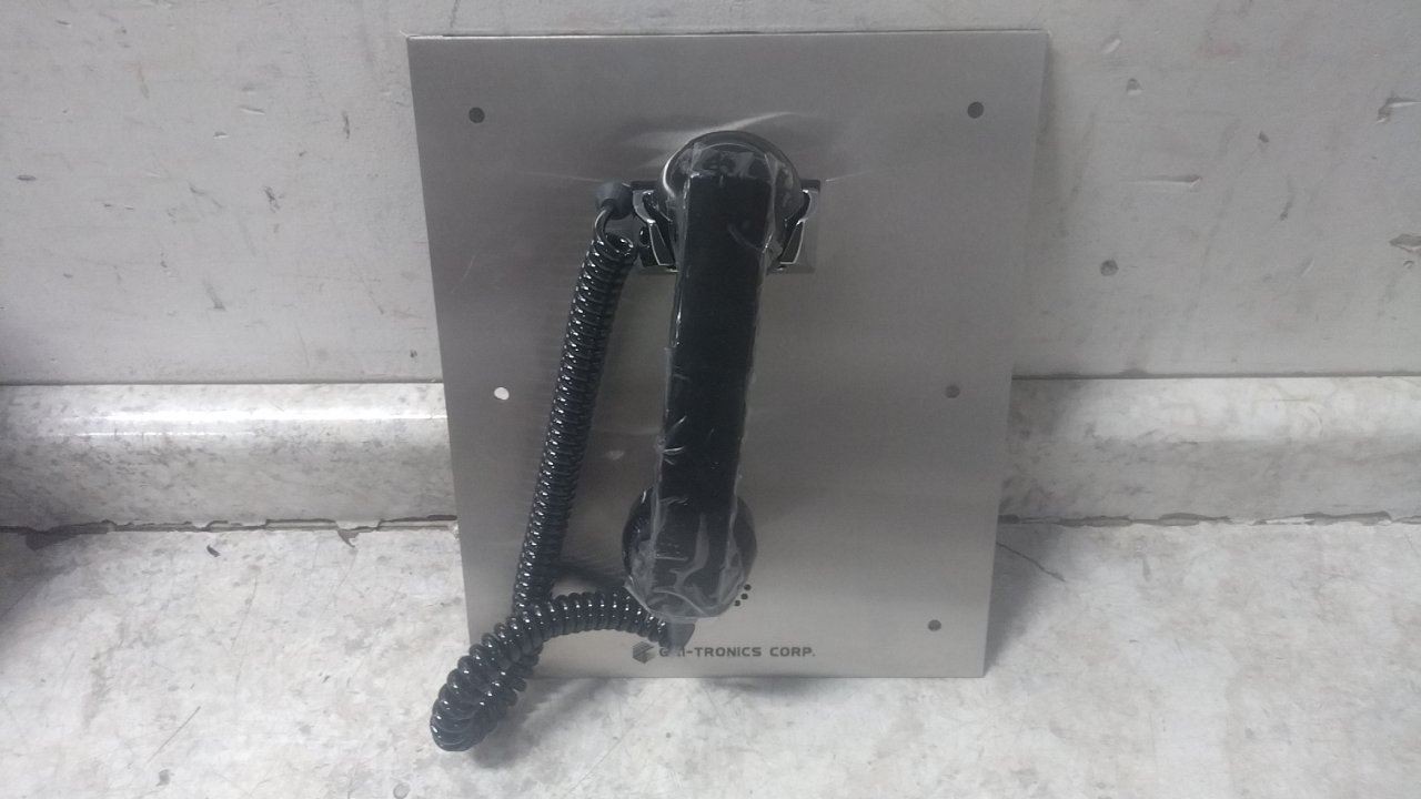 Hubbell Gai-Tronics 277-001H6 Indoor/Outdoor Autodial Telephone