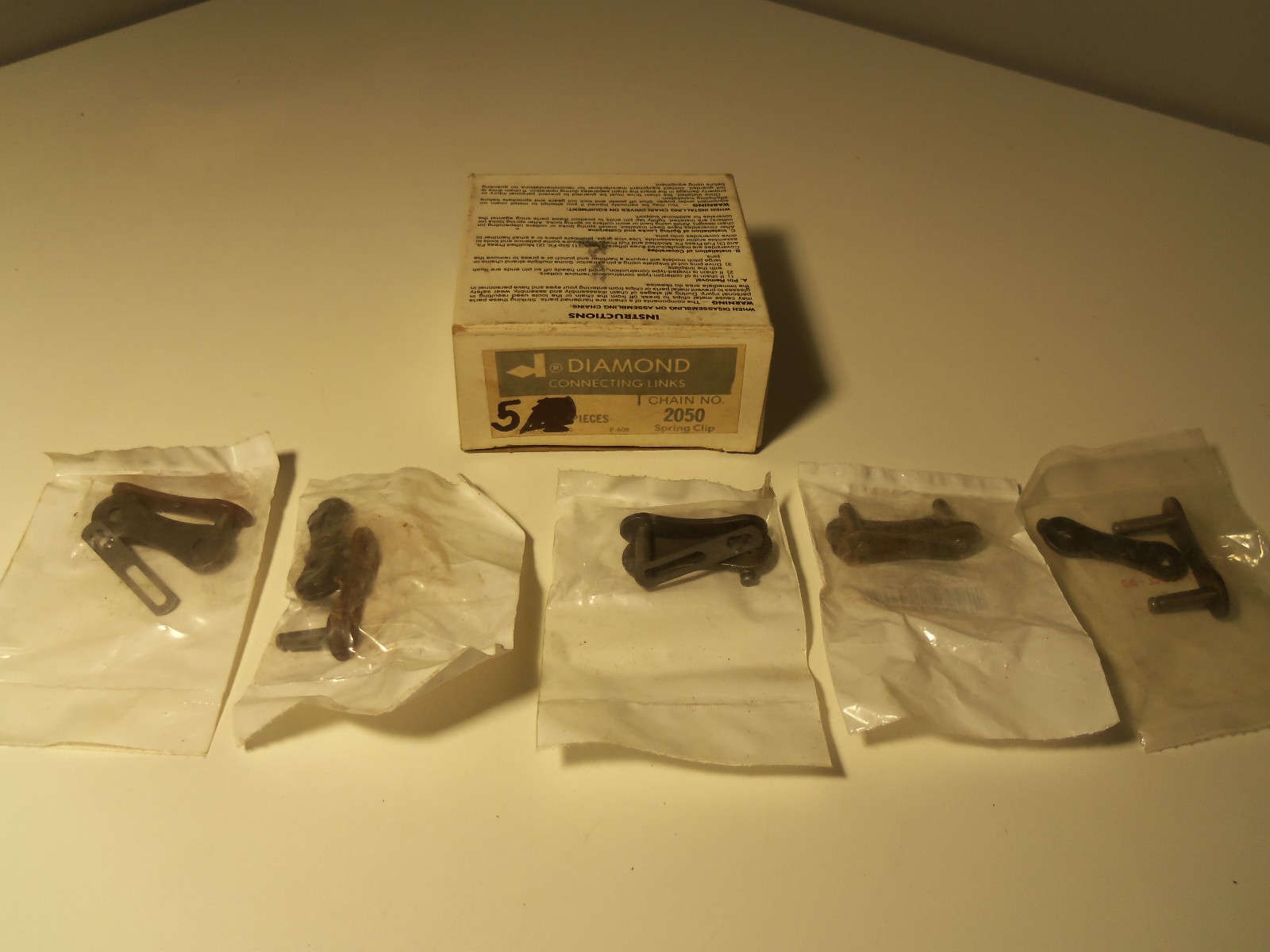 LOT OF 5 NEW DIAMOND C-4587050CL-00-P SPRING CLIP CONNECTING LINK NO. 2050