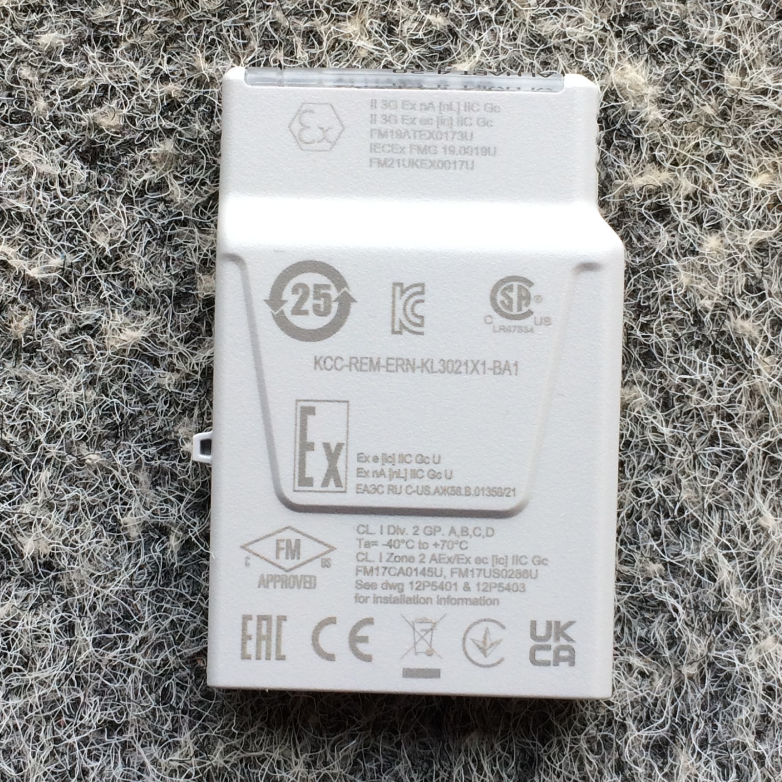EMERSON DELTAV KL3021X1-BA1 AI 4-20 MA HART CHARMS KL3021X1BA1 SE4303T01
