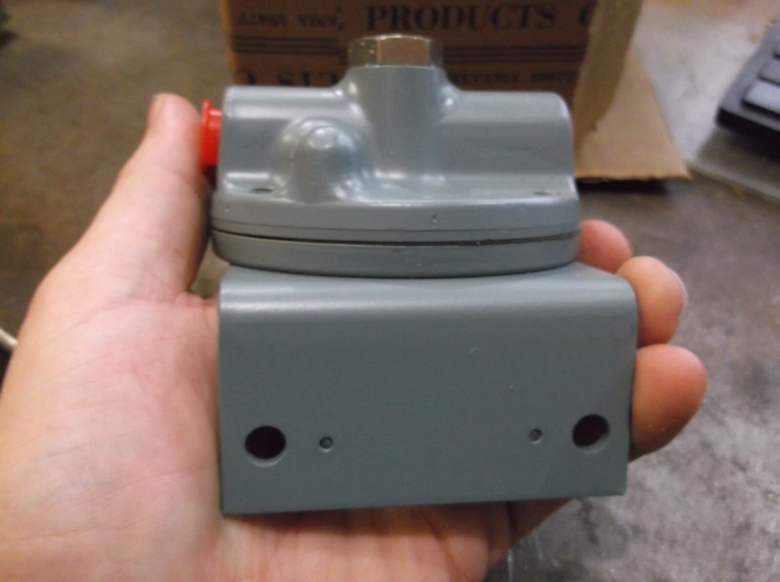 MOORE 63BD 2881-/150H CONSTANT DIFFERENTIAL FLOW CONTROLLER (QQ2)