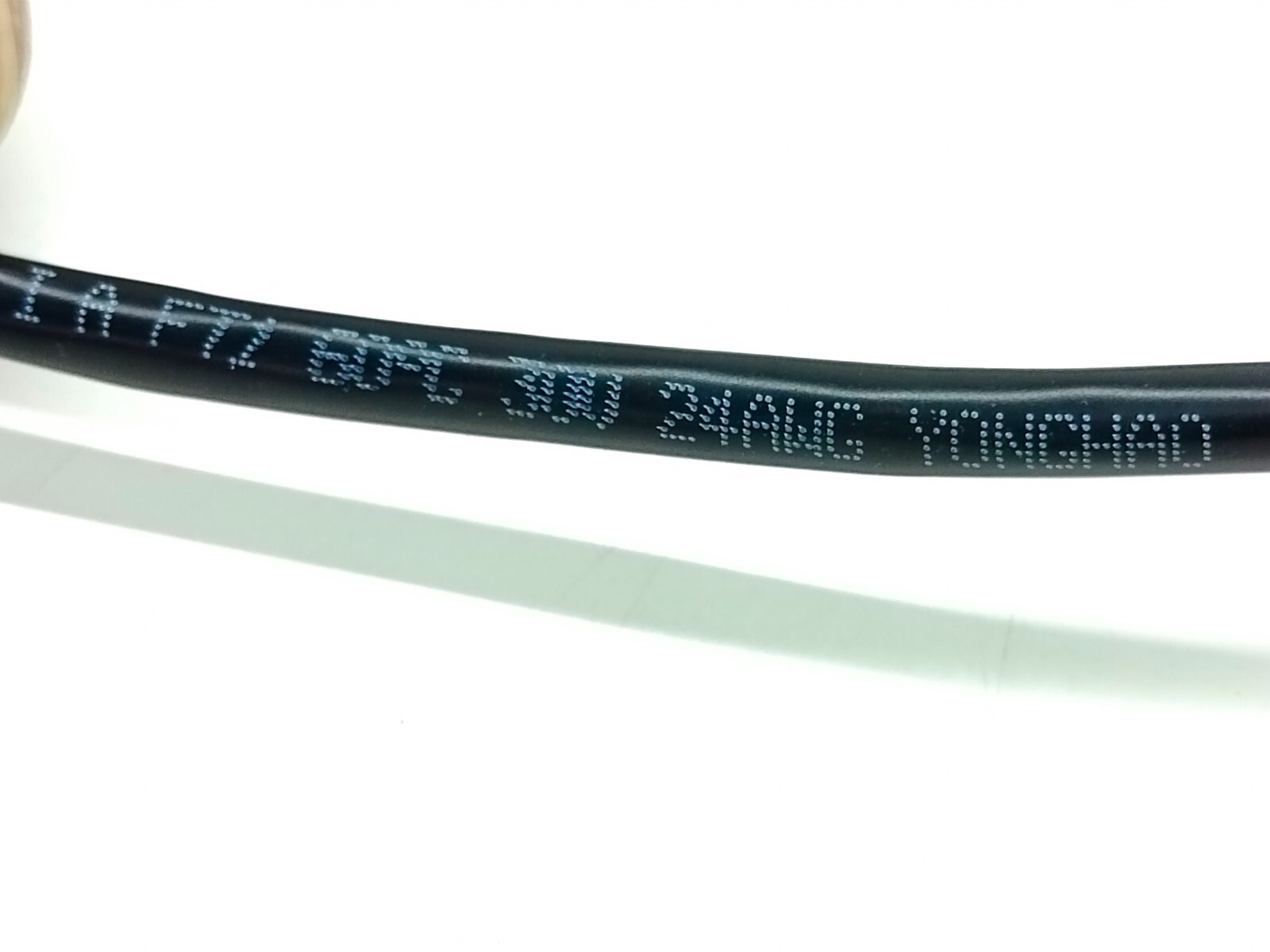 UW-1 E240426 AWM 2835 FT1-LF-HWATEK CABLE (FREE SHIPPING)