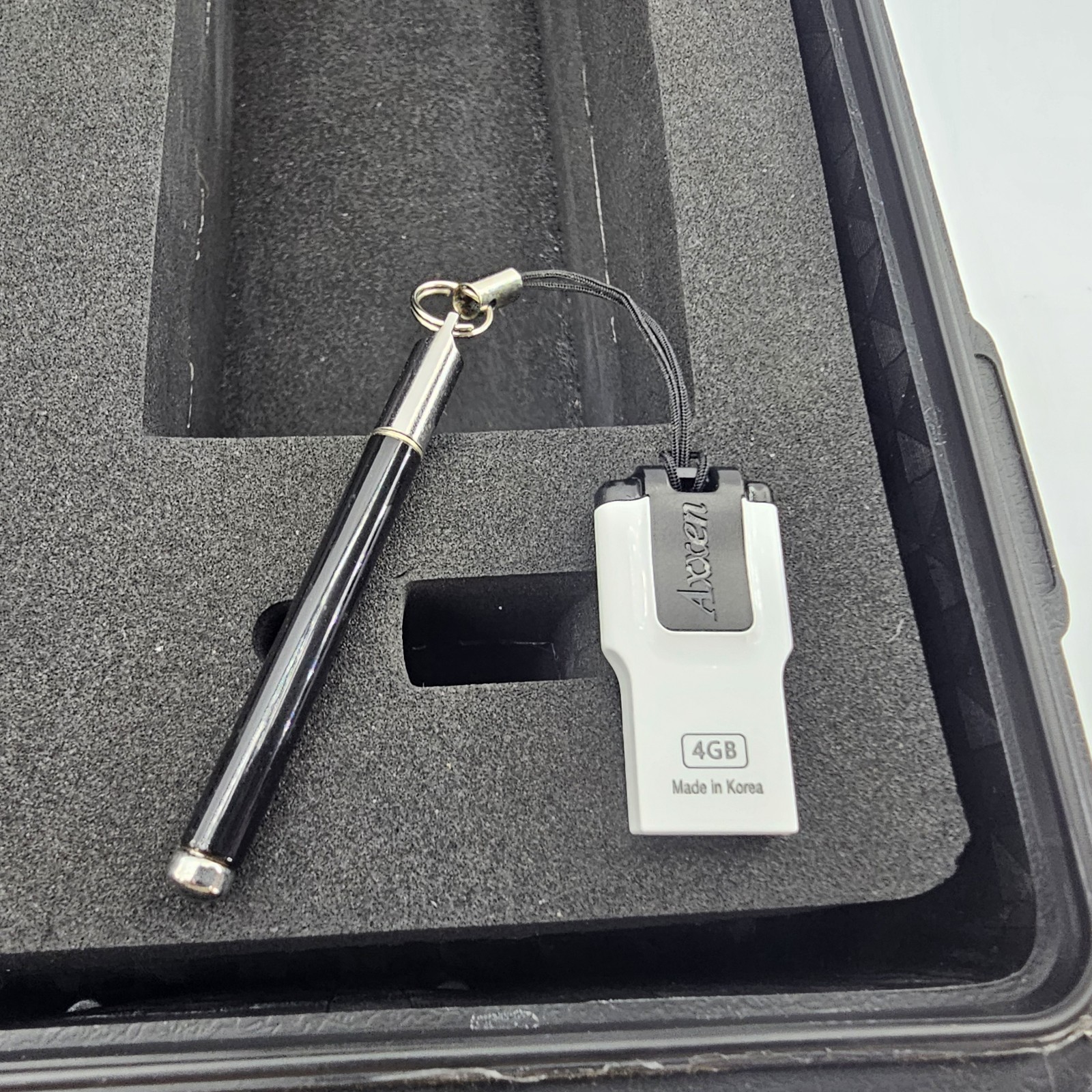 KMW EPAC ACS-PC200 Handheld, Enhanced Portable AISG Antenna Controller