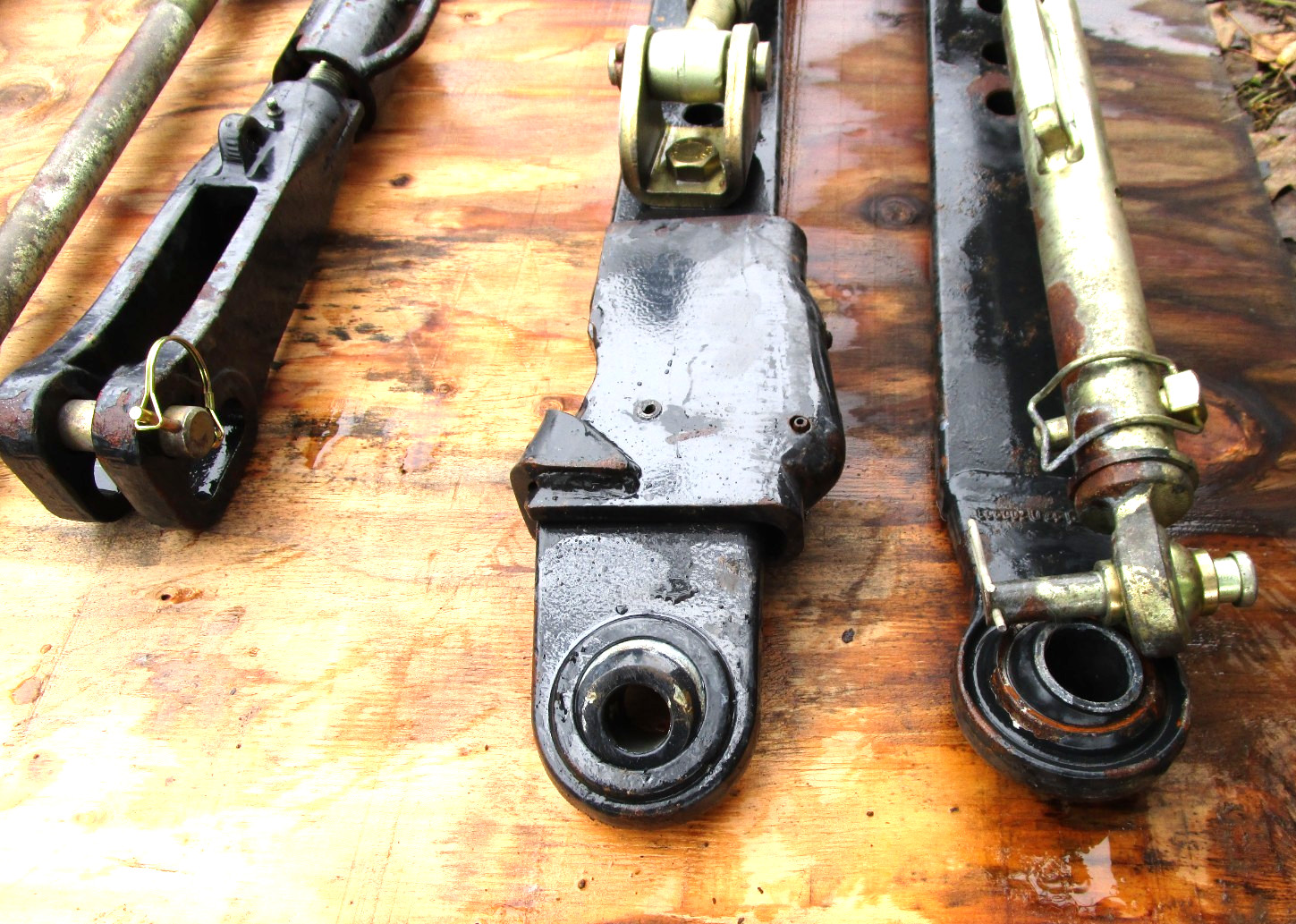 3 Point Lift Arms and Drop Pin Drawbar For Category 3 Tractor 80 -225 HP