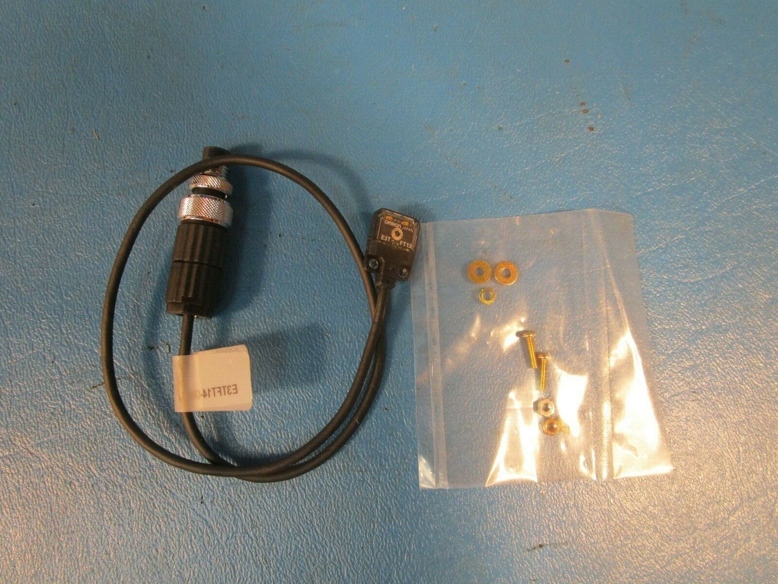 Omron E3T-FT14 Photoelectric Switch Sensor Assembly E3TFT13-GMA