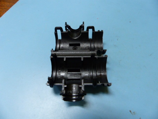 SCHLEMMER 9806120 Qty of 10 per Lot T-Verteiler Form C NW 17-8.5-17