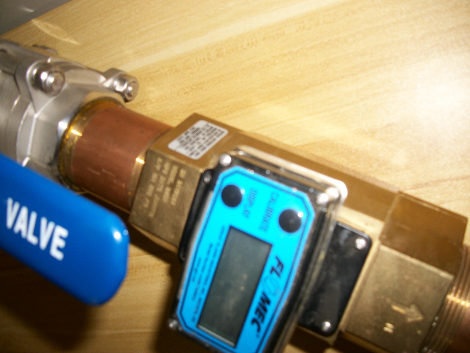 2 IN. FLOMEC ELECTRONIC DIGITAL FLOWMETER MODEL G2B20N09GMB W/DURA VALVE DM340