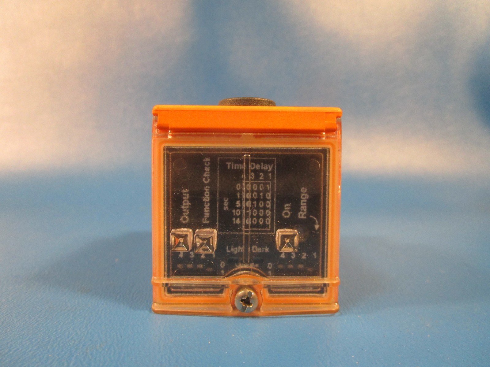 IFM OM0011, FIBRE-OPTIC AMPLIFIER