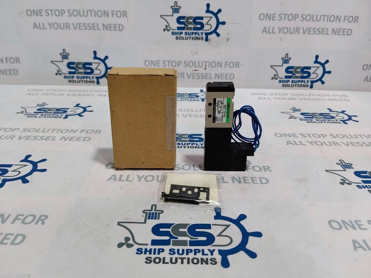 CKD 3KA110-D2 Pneumatic Solenoid Valve with Coil AC100V Press 0.15-0.7MPa